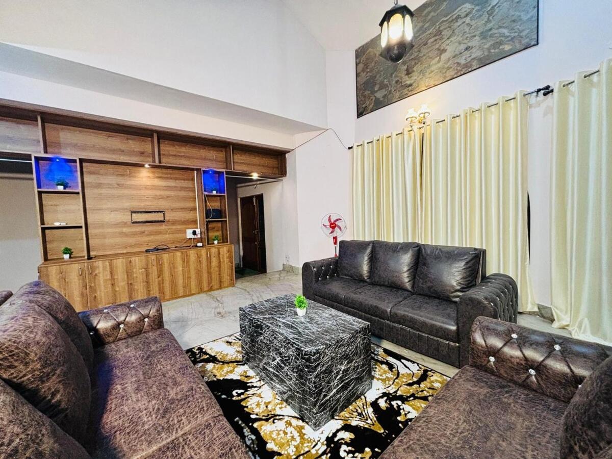 Majestic Villa 5Bhk Ac Bunglow Májszúr Kültér fotó